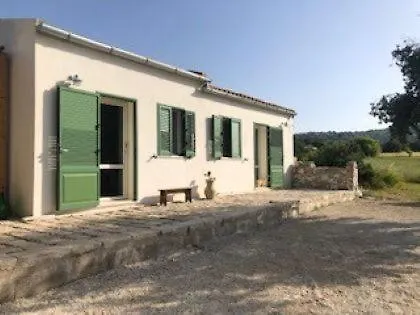 La Valle Dei Carrubi Шикли