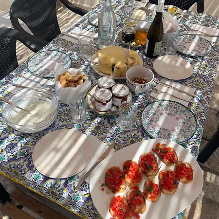 La Valle Dei Carrubi