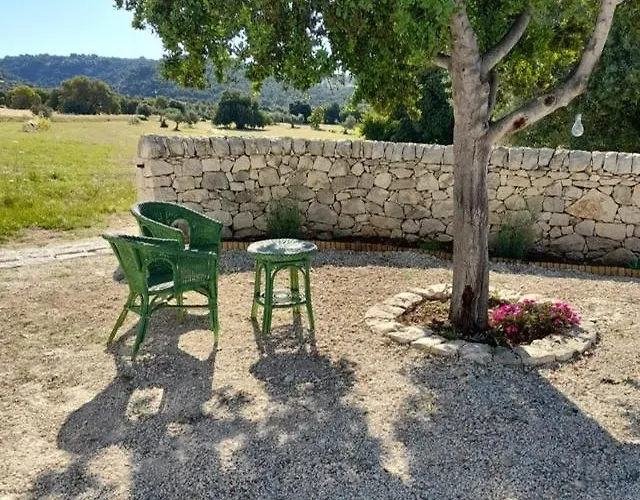 La Valle Dei Carrubi Pensjonat